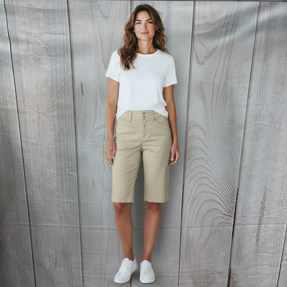 Nike Golf Fit Dry Tan Khaki Bermuda Shorts Womens Size 2 Knee Length